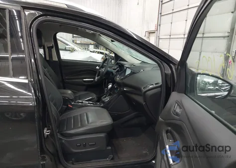 2015 Ford Escape Titanium из США, поврежденный, VIN 1FMCU9J98FUB30916